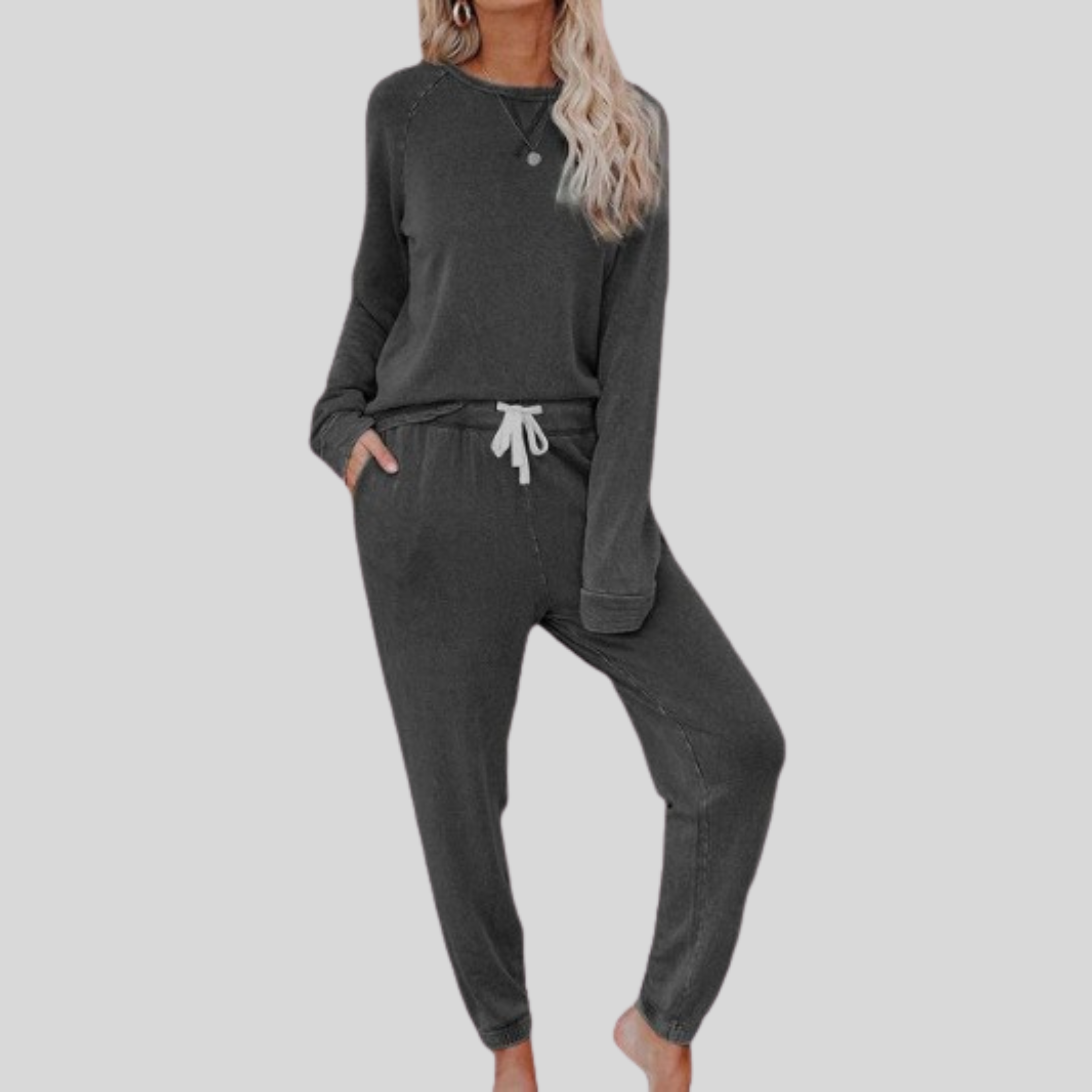 Jackie – Casual Long Sleeve and Sweatpants Set