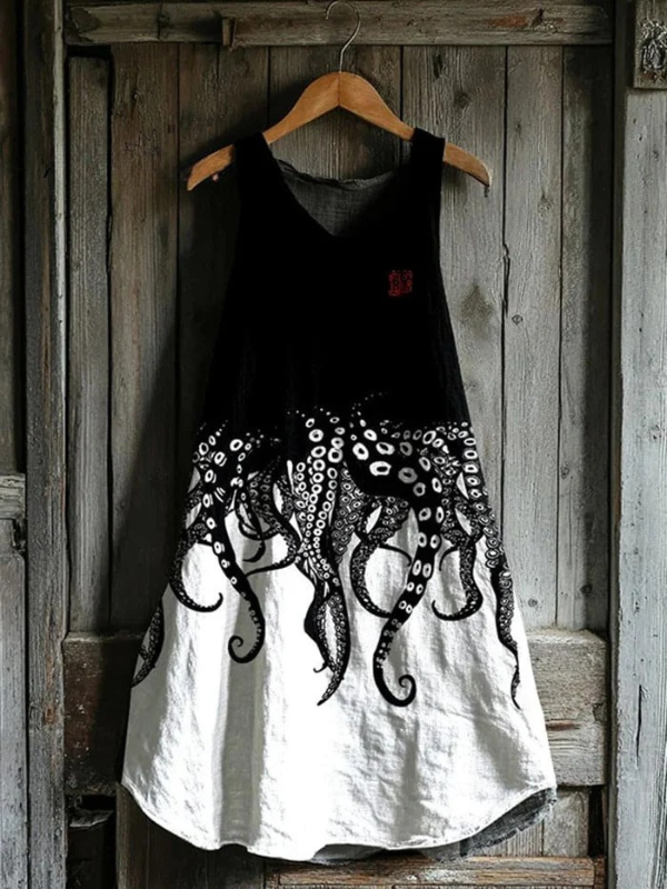 Delaney – Dress with Octopus Pattern
