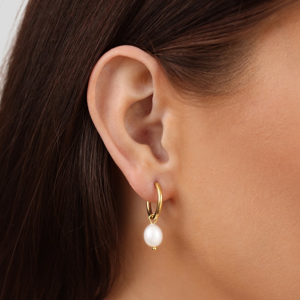 Sam - The Classic Pearl Earrings
