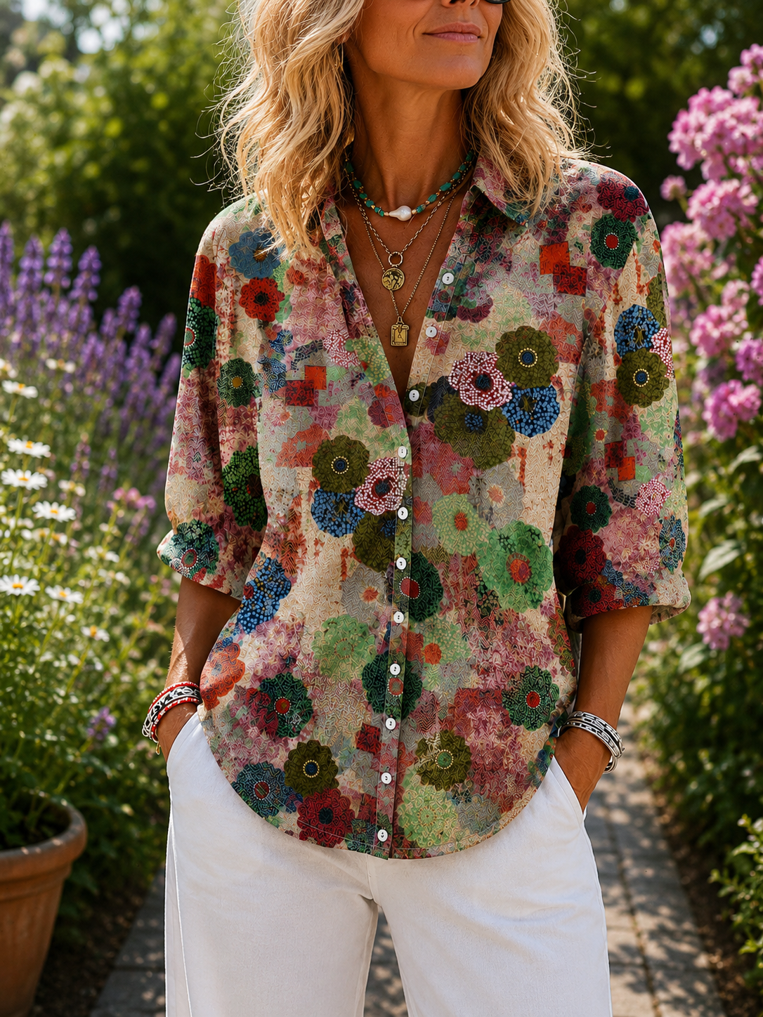 Kyra - Comfort Button-Up Blouse