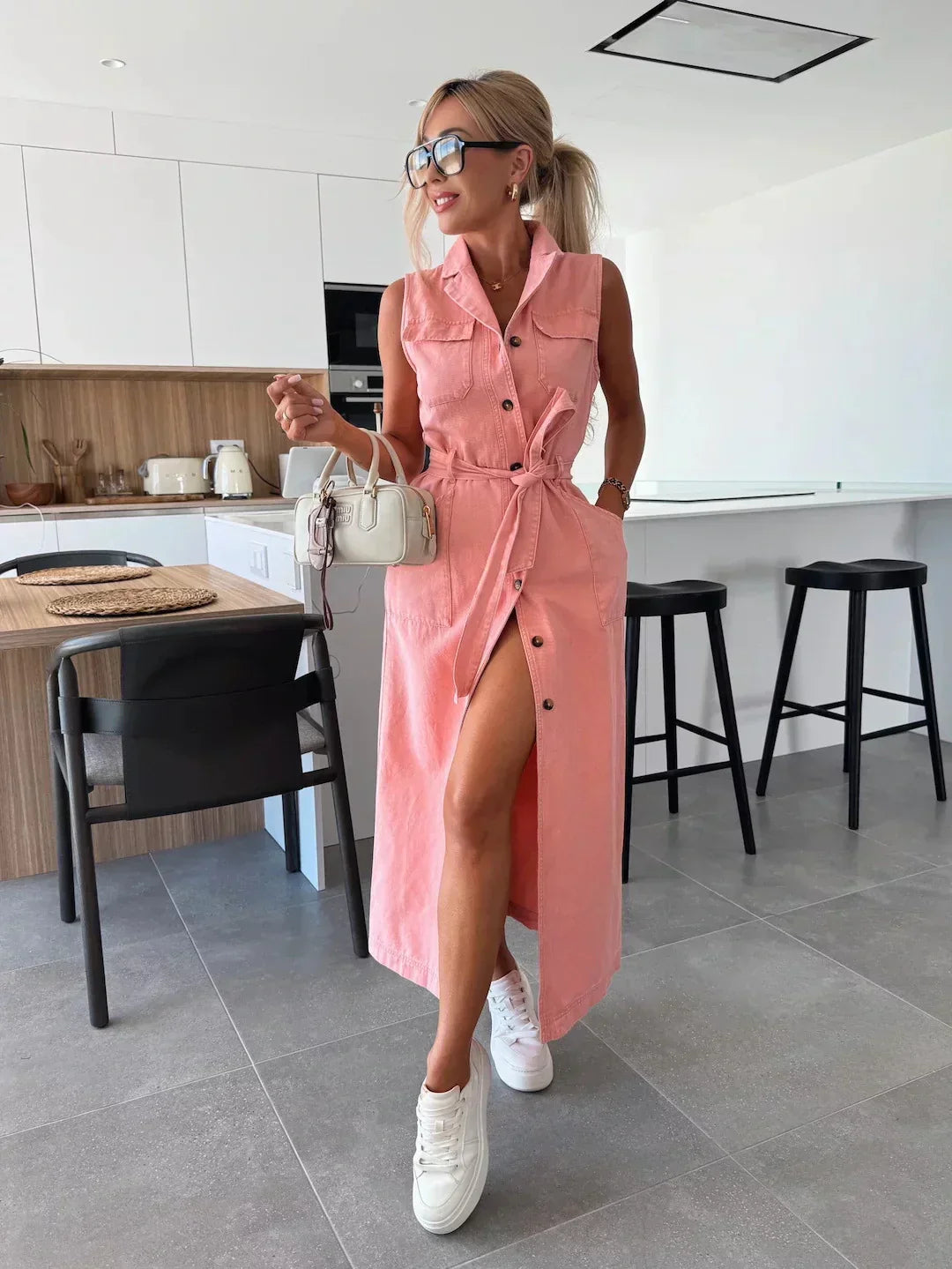 Madison - Long sleeveless denim dress