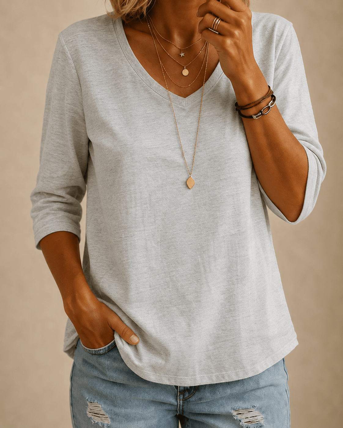 Zoe - Classic V-Neck Tee