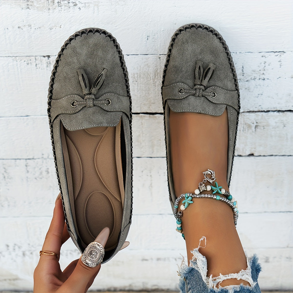 Jade – Classic Loafers with Tassel Detail
