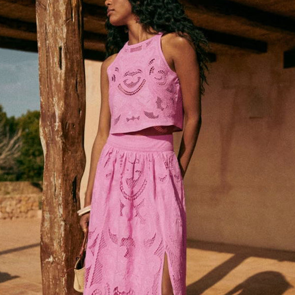 Ofelia – Lightweight Lace Top and High-Waisted Skirt Set