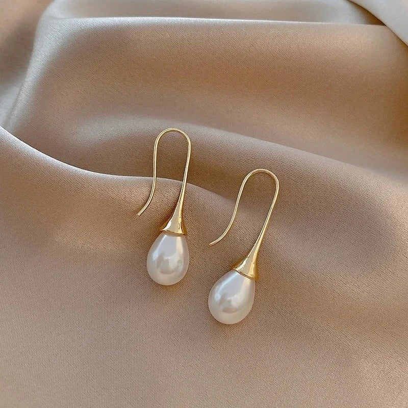 Imee - Classic Pearl Beauty Earrings