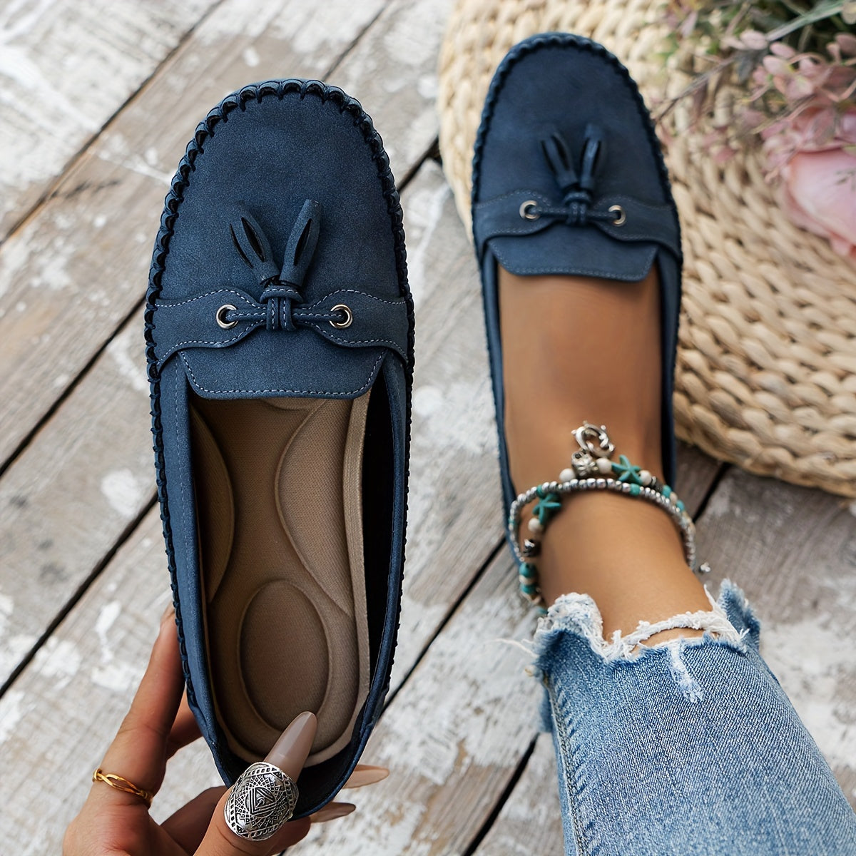 Jade – Classic Loafers with Tassel Detail
