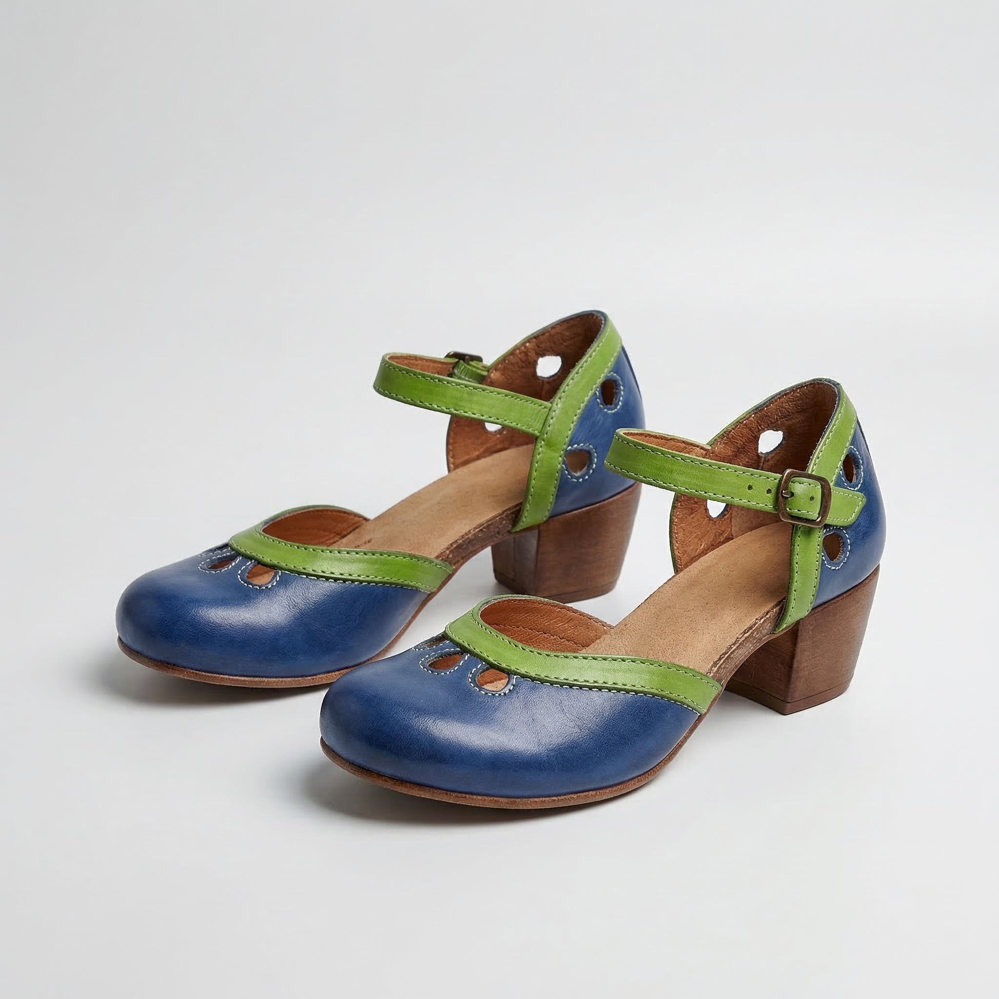 Lissa – Orthopedic Sandals with Low Heel