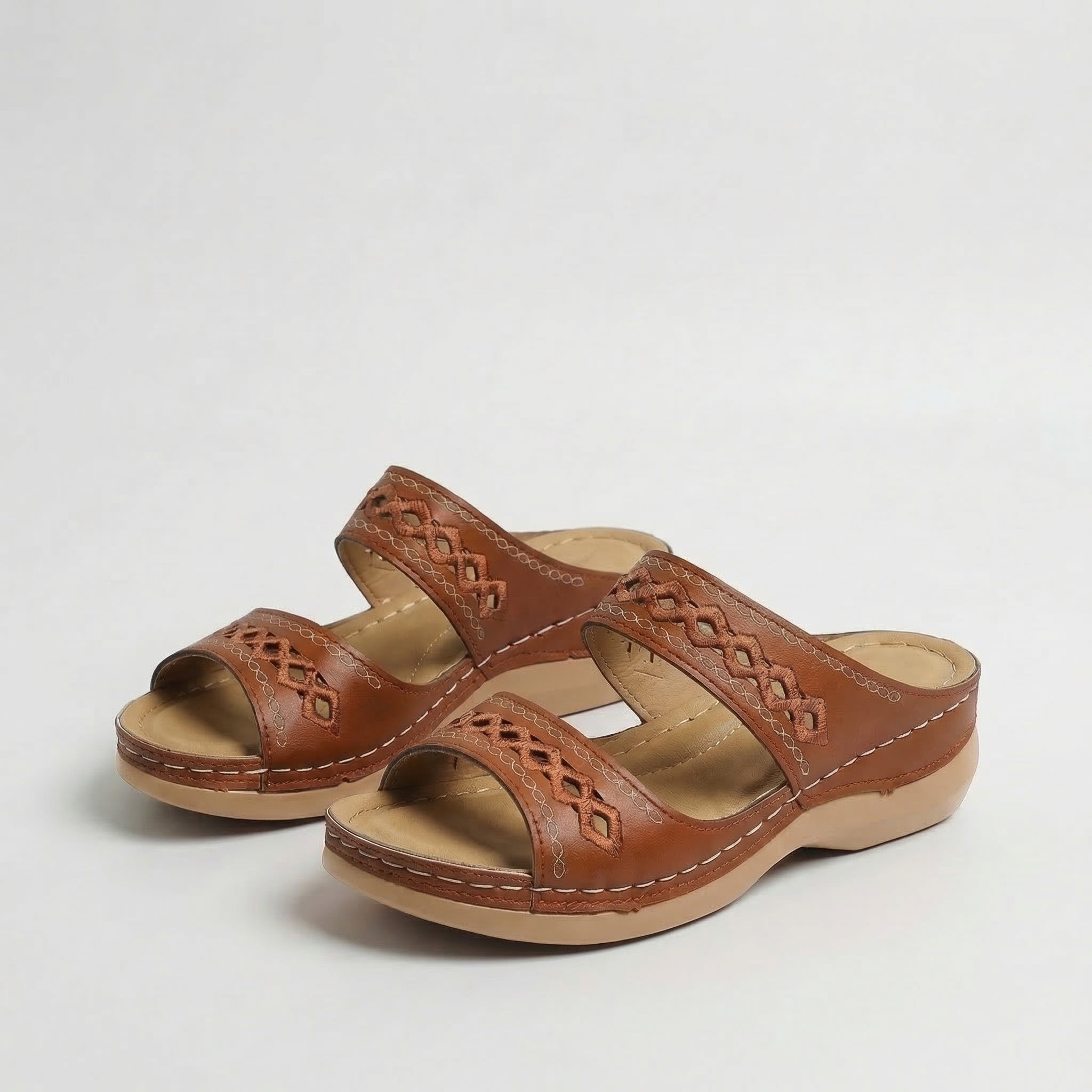 Monna – Padded Orthopedic Sandals