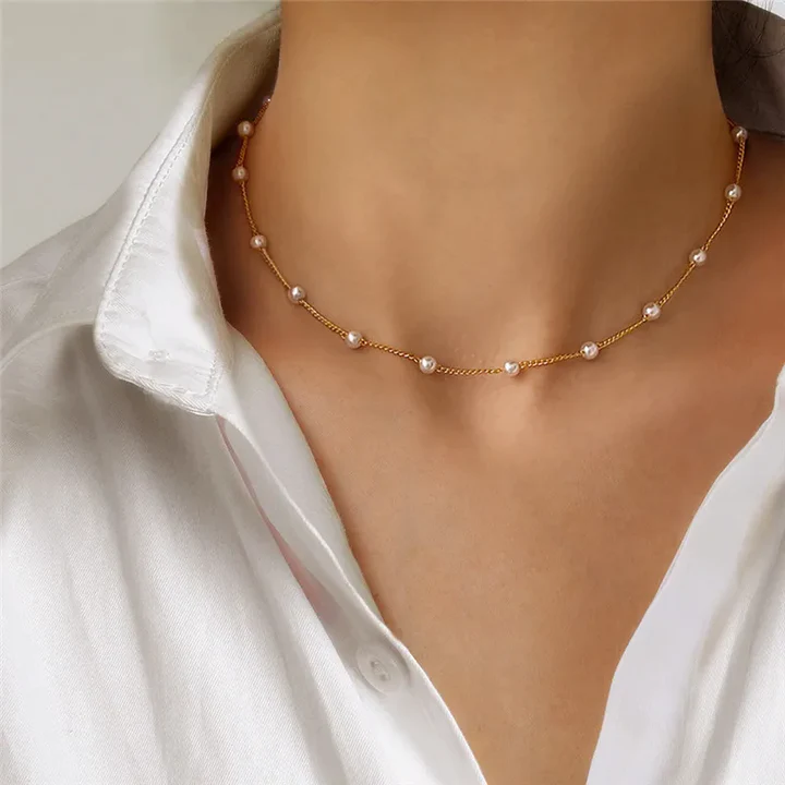 Claire – Elegant Fine Pearl Necklace