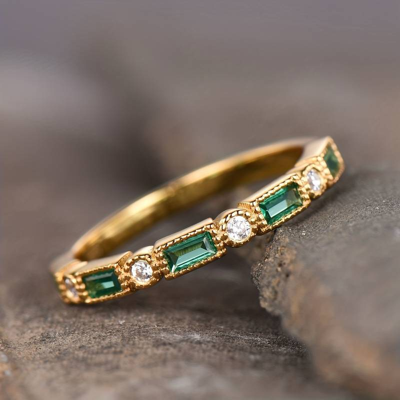 Alexa - Gold Ring with Green Zirconia