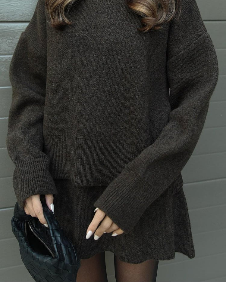 Mira – Cozy Knitted Sweater and Skirt Set
