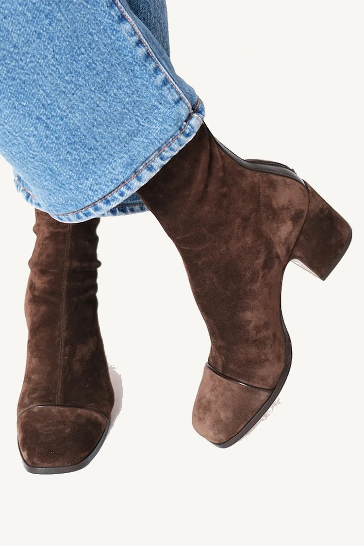 Amira - Elegant Suede Ankle Boots