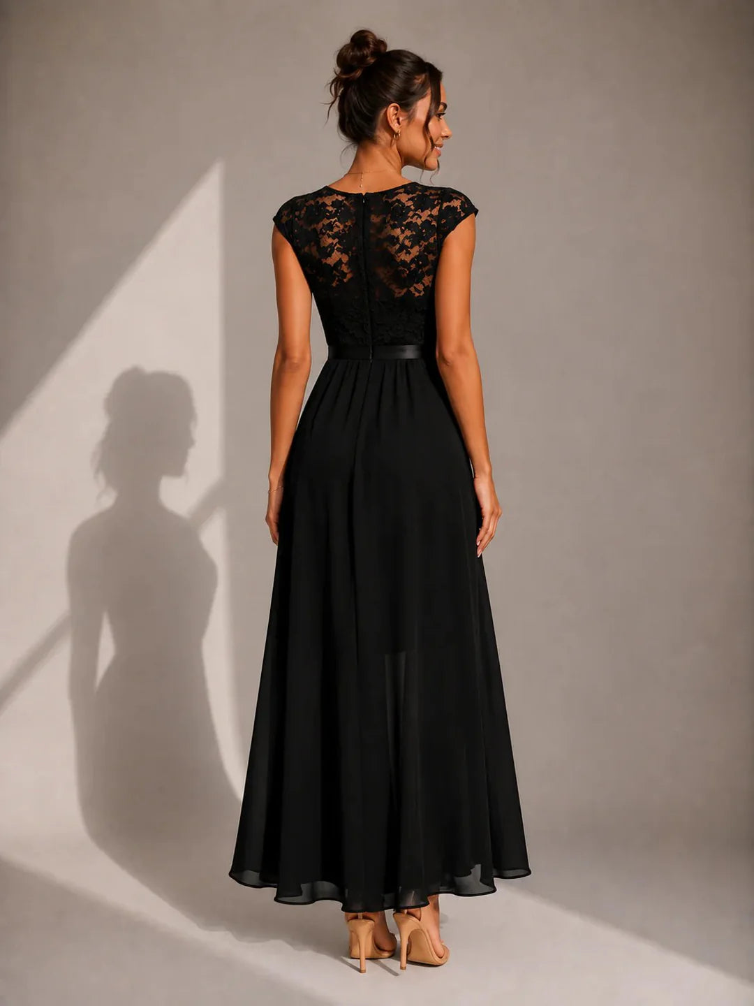 Shanina - Elegant Lace Slit Dress