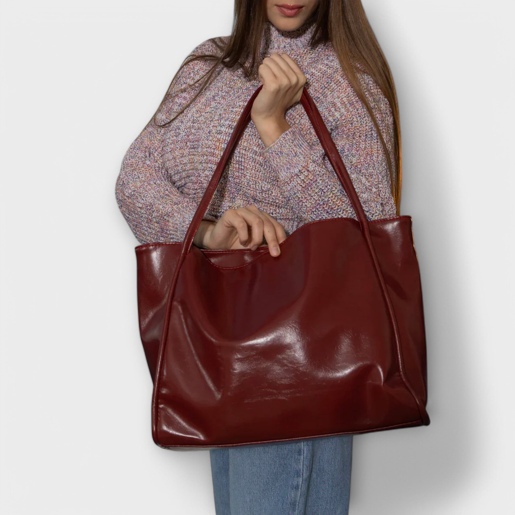Nessie - Elegant Leather Bag