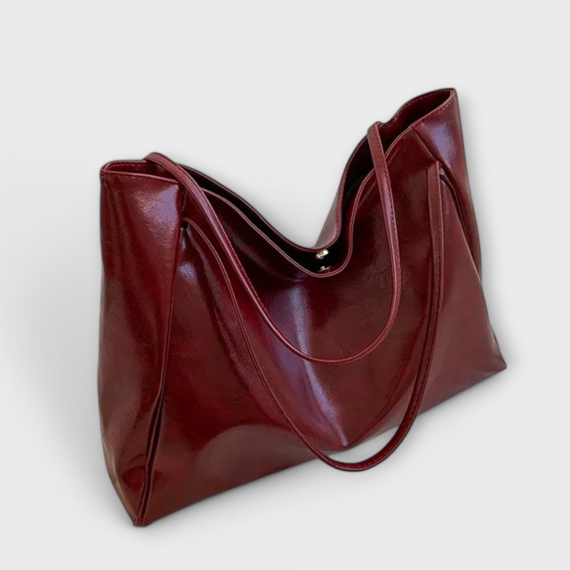 Nessie - Elegant Leather Bag