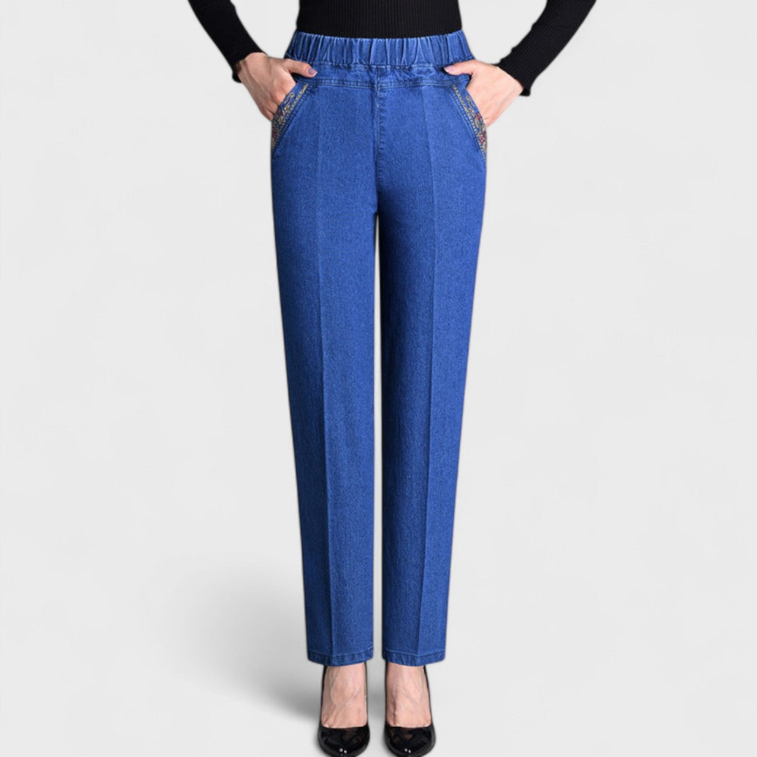 Nerisa - Jeans with Side Pockets and Elastic Waist