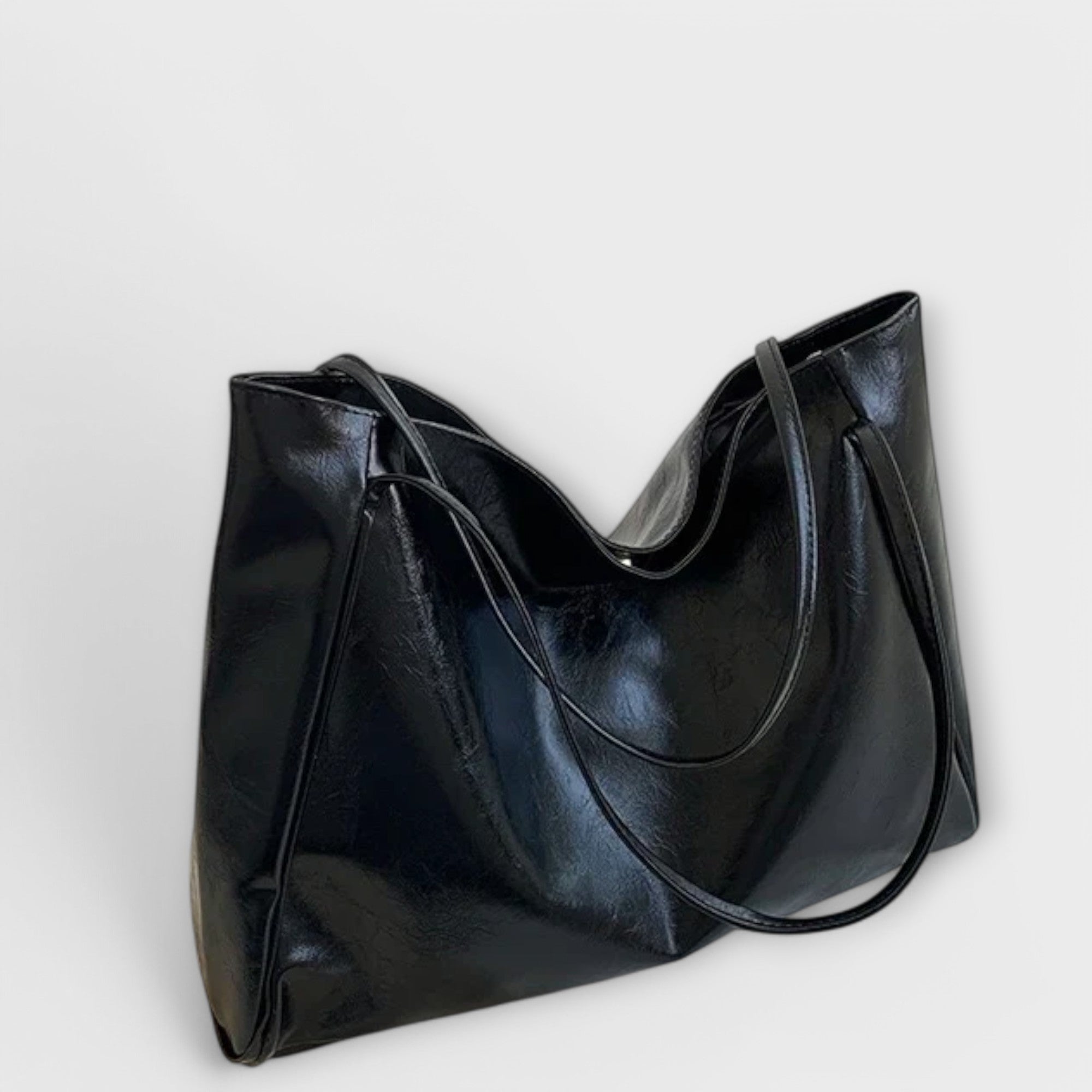 Nessie - Elegant Leather Bag