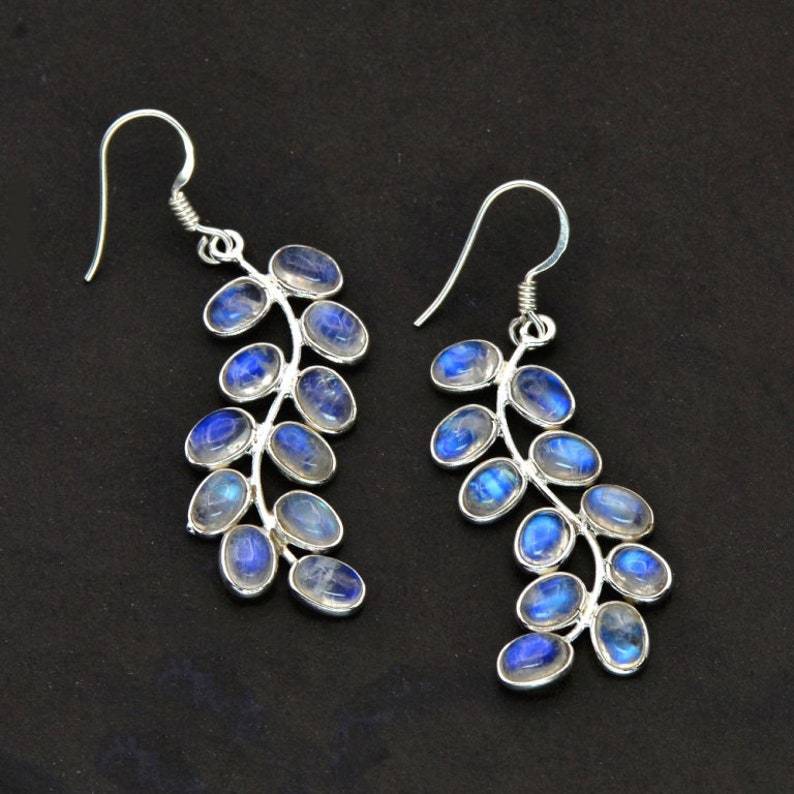 Paulina – Moonstone Earrings