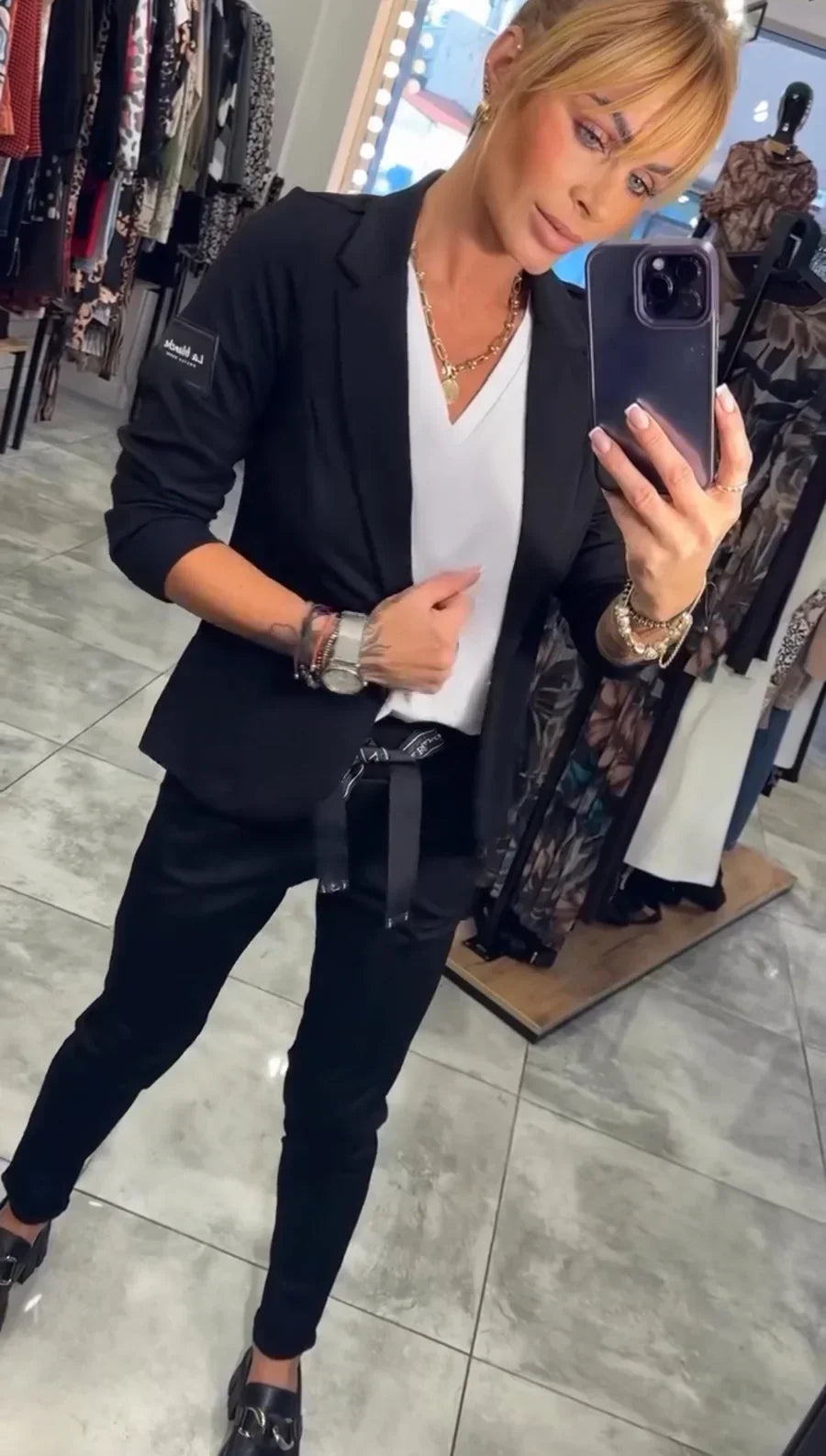 Izabela - Relaxed Blazer and Jogger Set