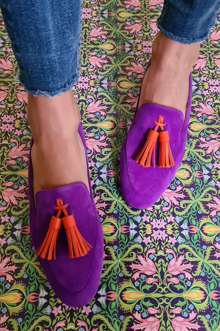 Via – Elegant Suede Loafers with Tassel