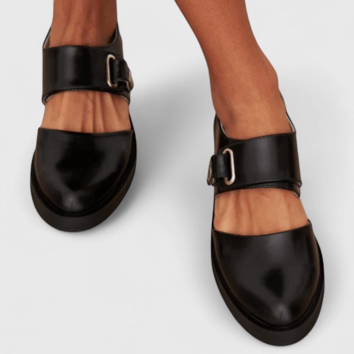 Lorraine – Elegant Retro Shoes with Modern Charm