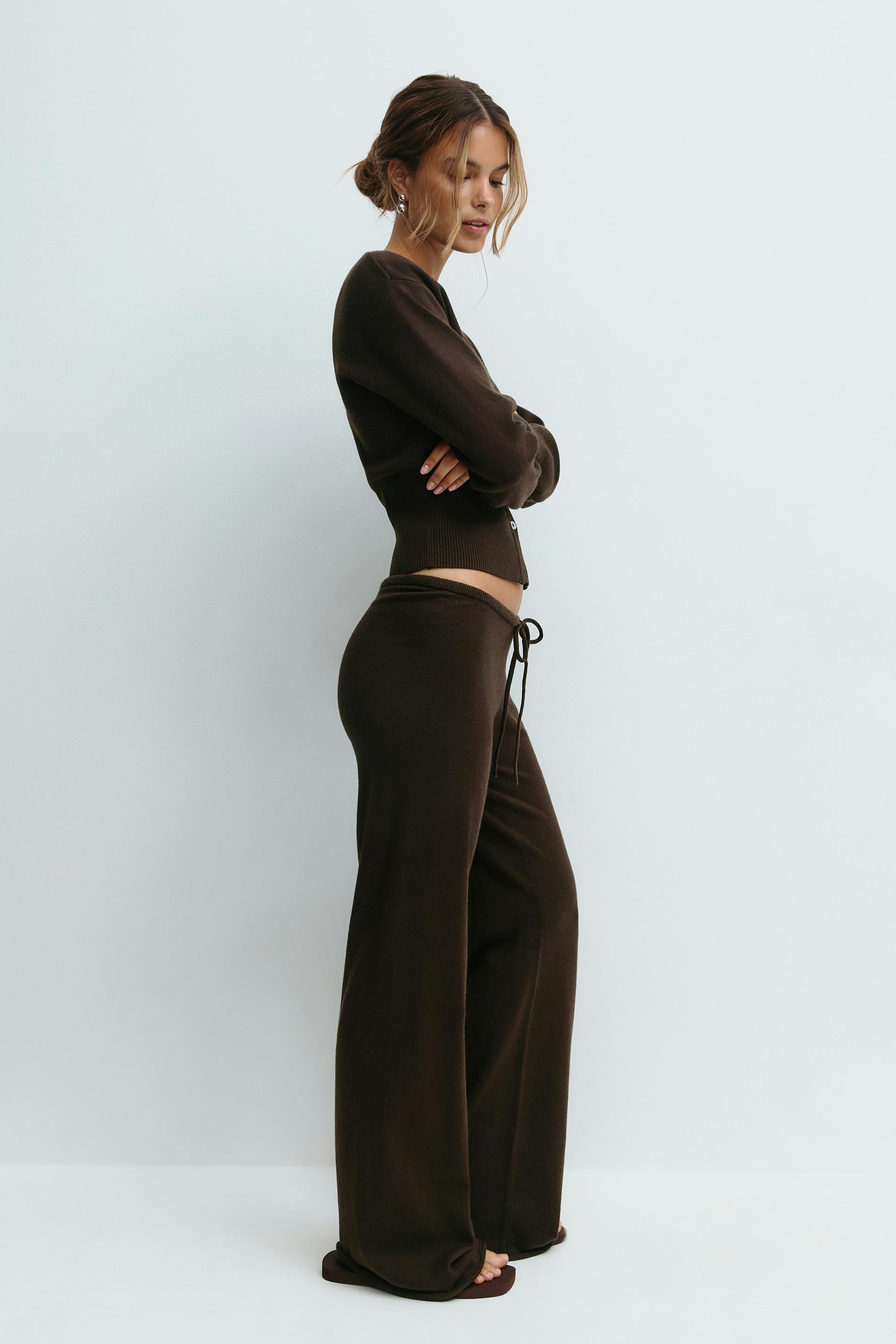 Lavinia – Sculpted Knit Top and High Waist Lounge Pants