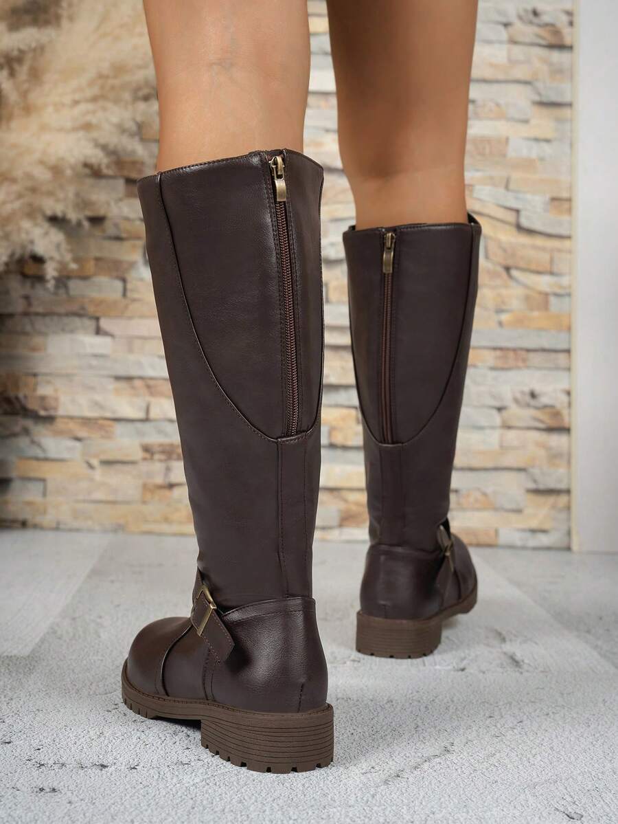 Valeria - Elegant Boots with a Comfortable Shaft