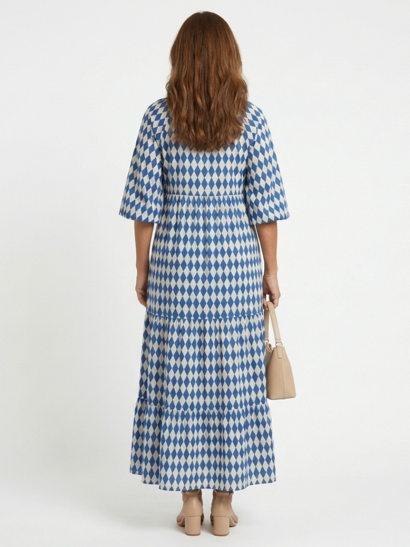 Alodia - Diamond Print Midi Dress