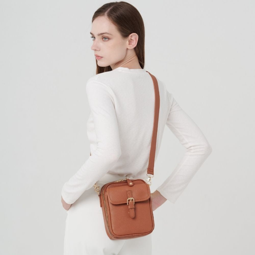 Gabby - Spacious Crossbody Bag