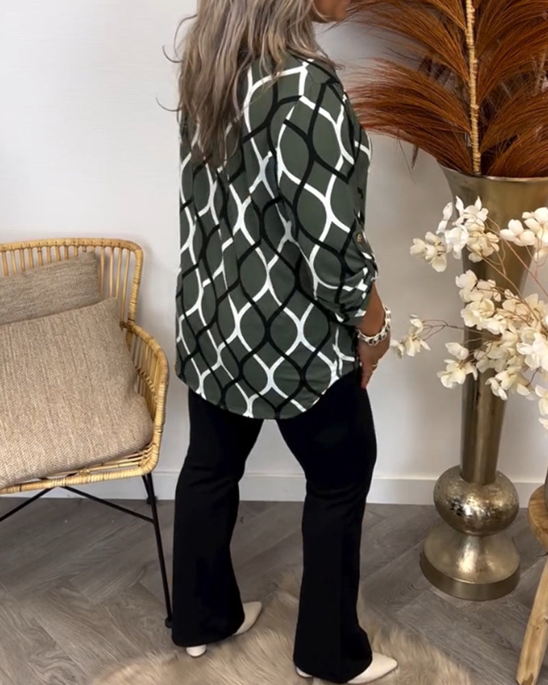 Ella – Loose blouse with an elegant pattern
