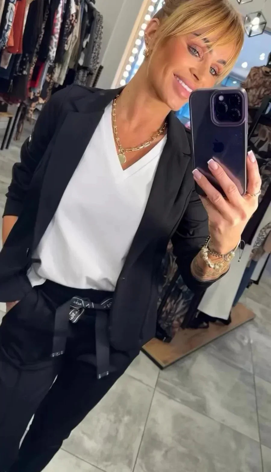 Izabela - Relaxed Blazer and Jogger Set
