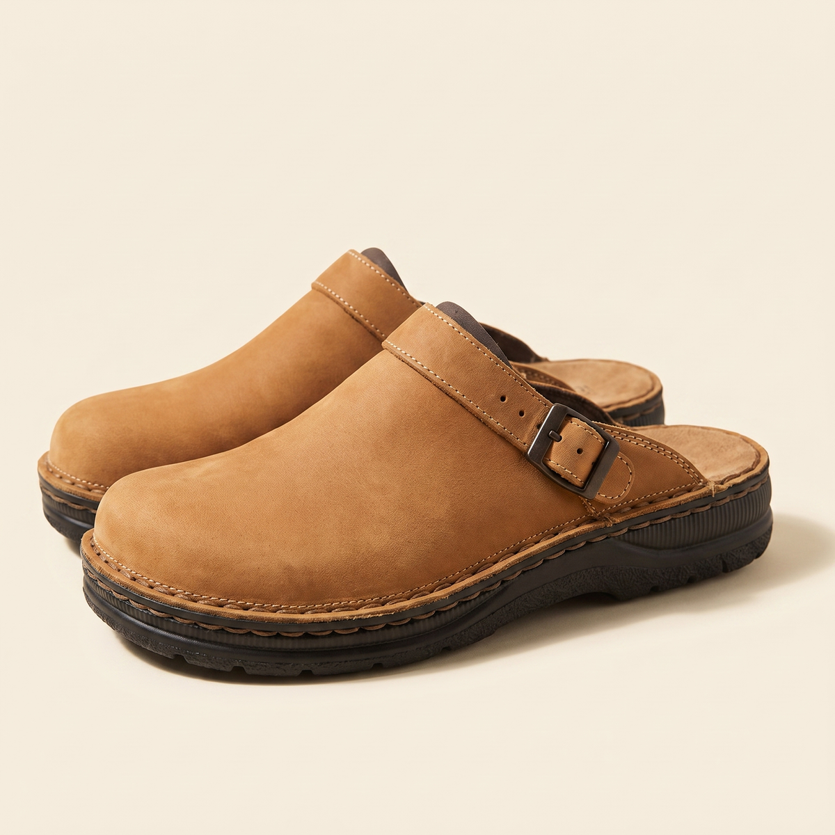 Brady - Closed-Toe Comfort Sandals