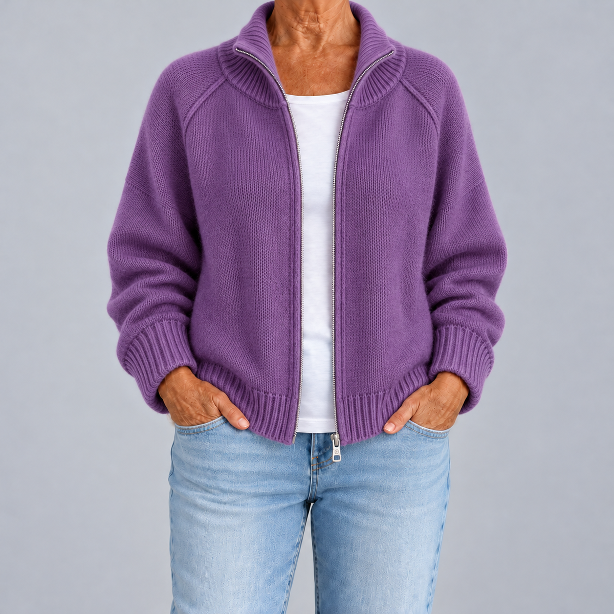 Catalina – Zip-Up Cardigan with High Neck