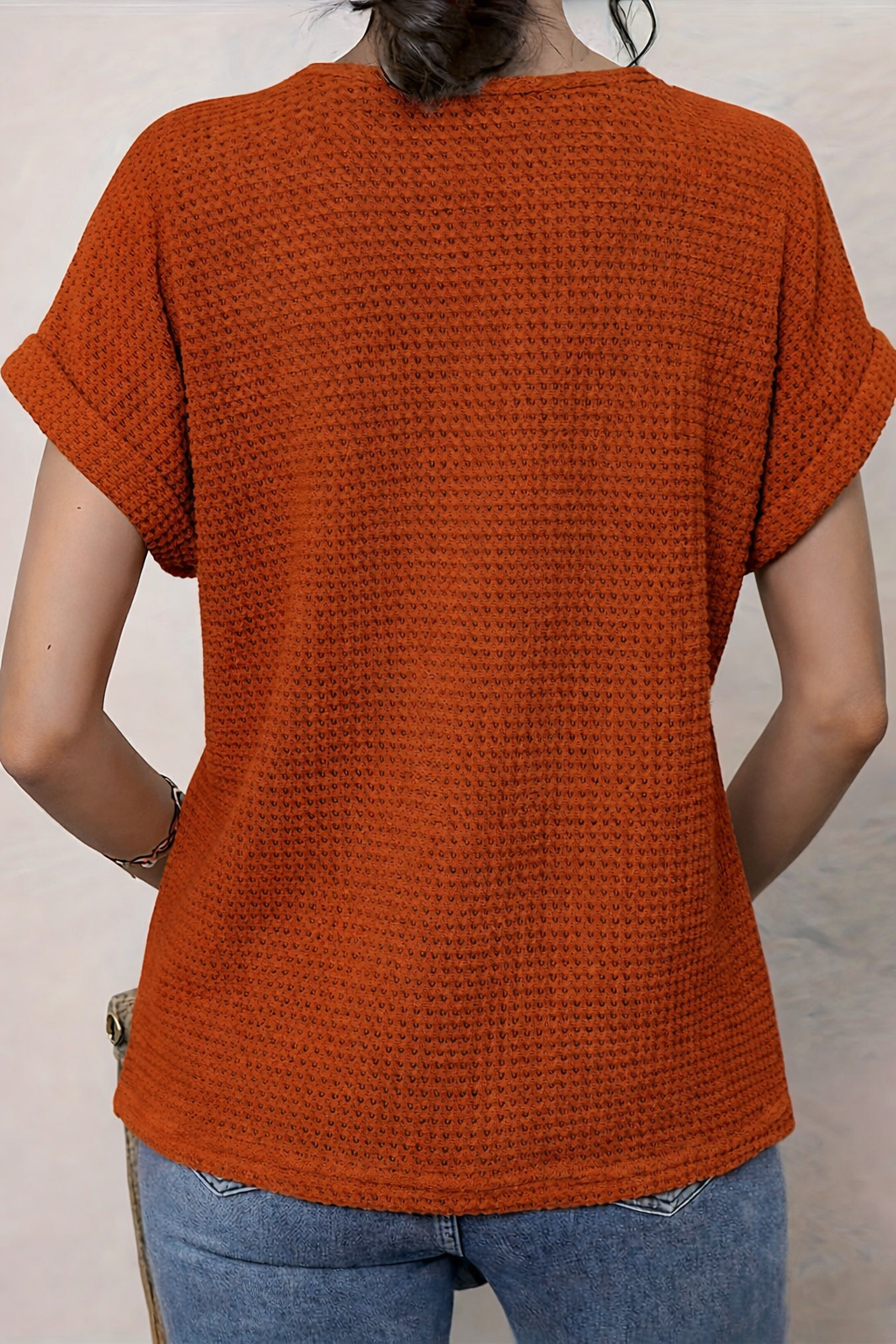 Ariana - Top with Round Neck and Lace Trim