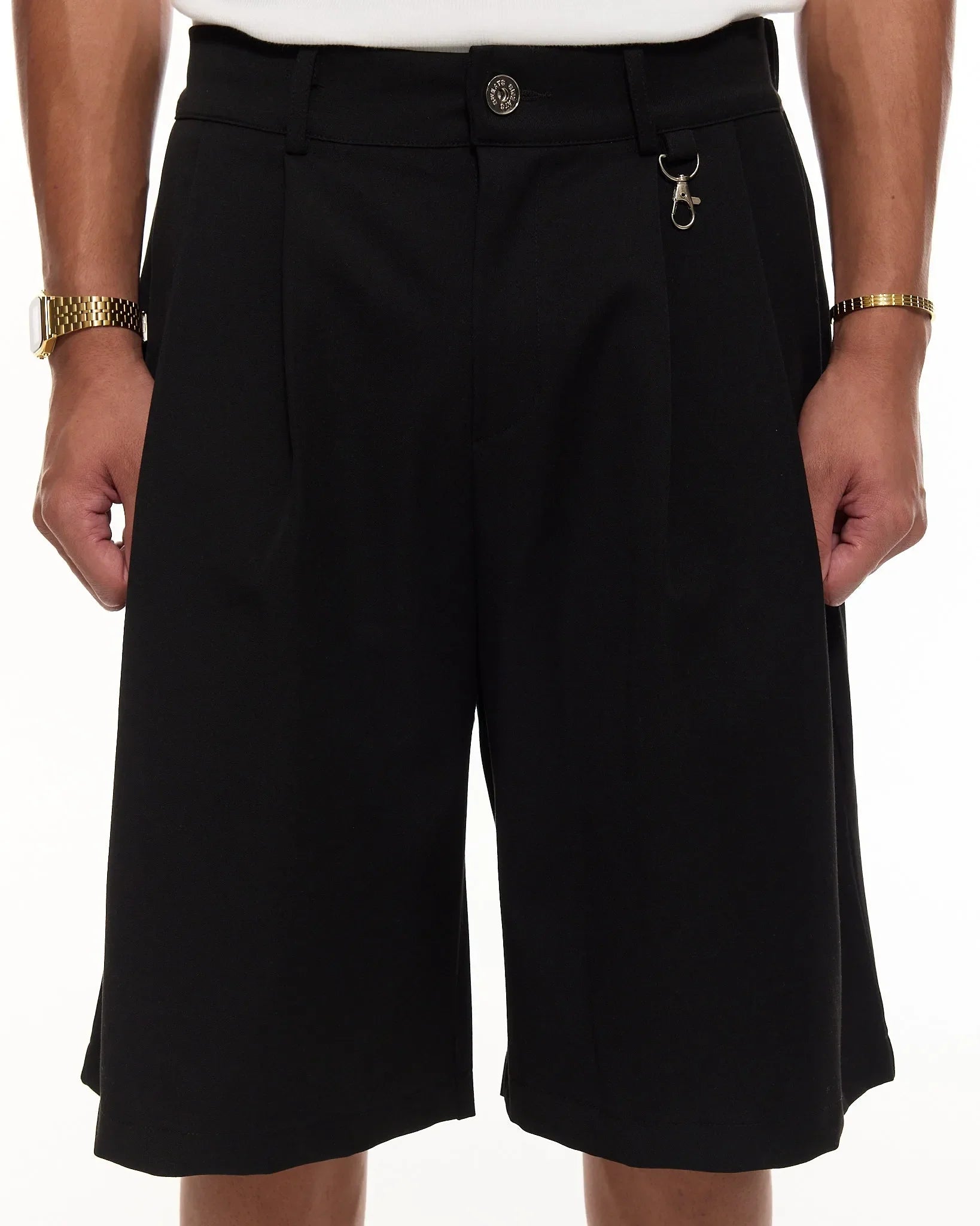 Sebastian – Utility Shorts with Multi-Pockets