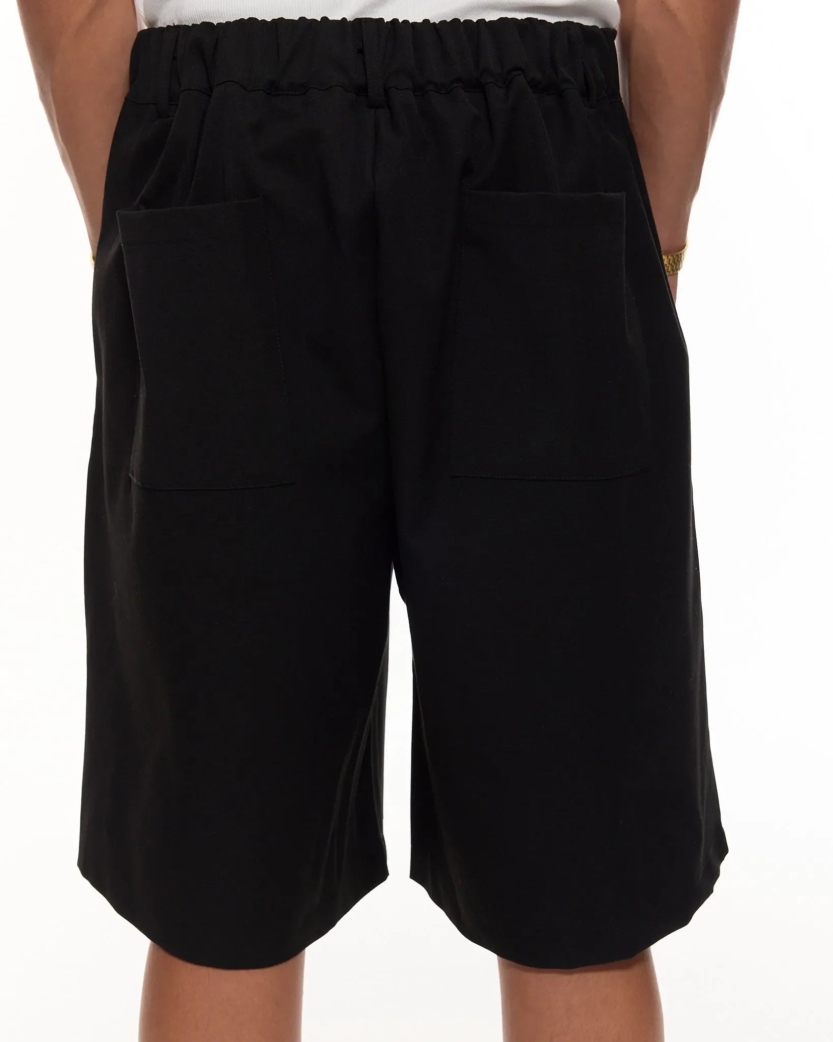 Sebastian – Utility Shorts with Multi-Pockets