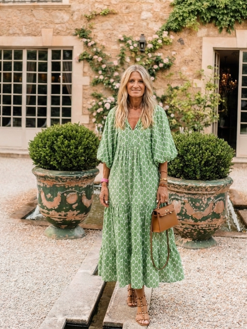 Pauline - Three-Quarter Sleeve V-Neck Midi Dress