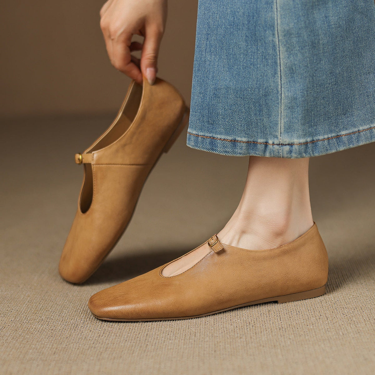 Laylani - High-Vamp Mary Jane Flat