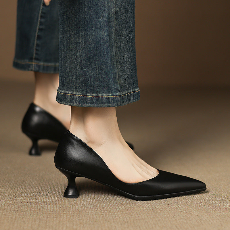 Carla - Leather Kitten Heels