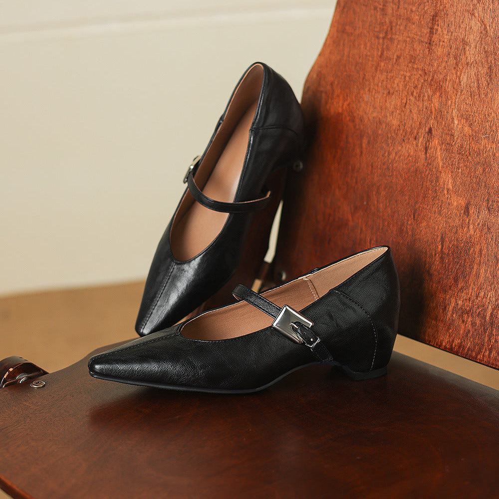 Quincy - Pointed-Toe Mary Jane Flat