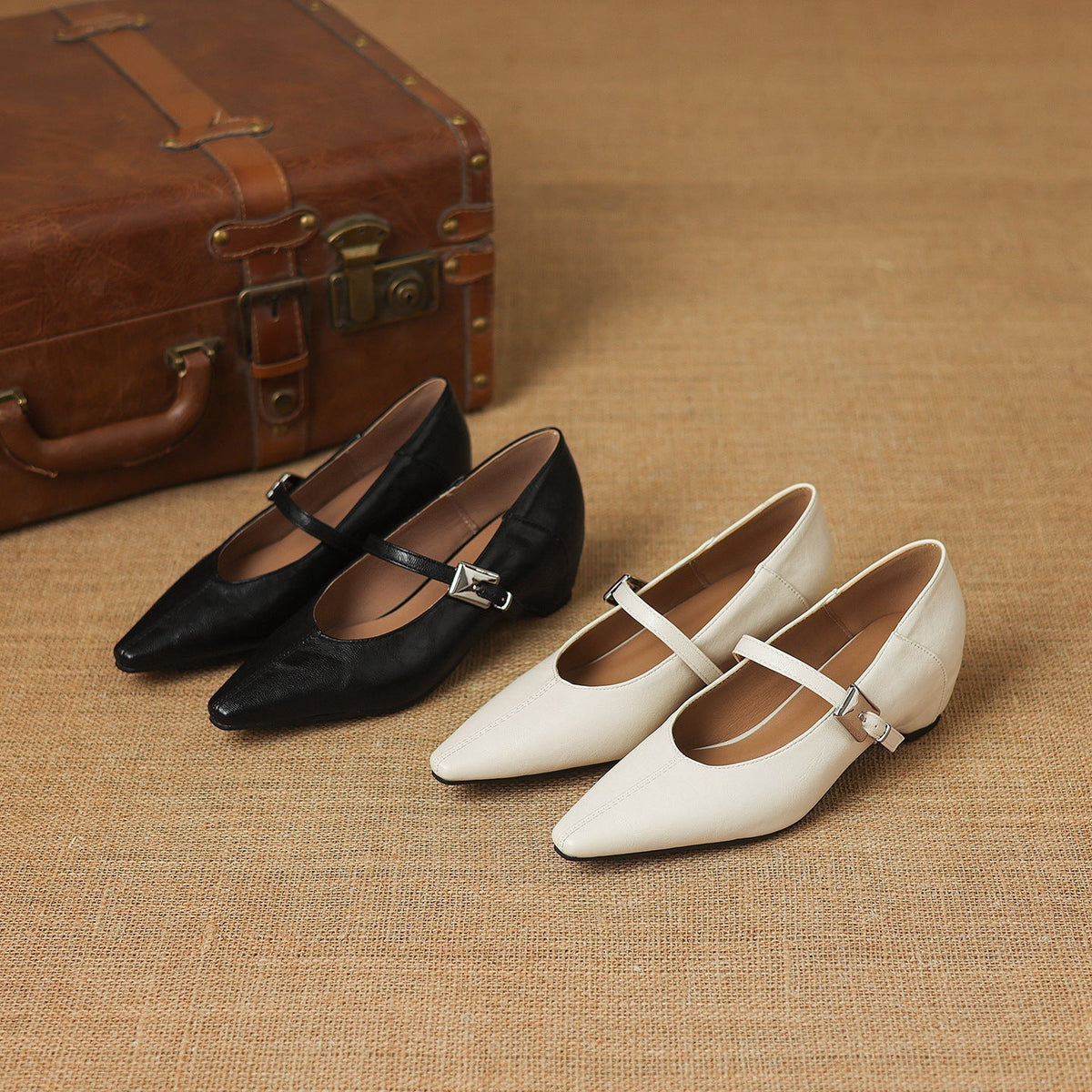 Quincy - Pointed-Toe Mary Jane Flat