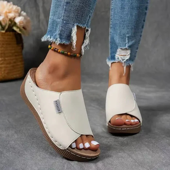 Steff – Ergonomic and Non-Slip Sandals for Pain Relief