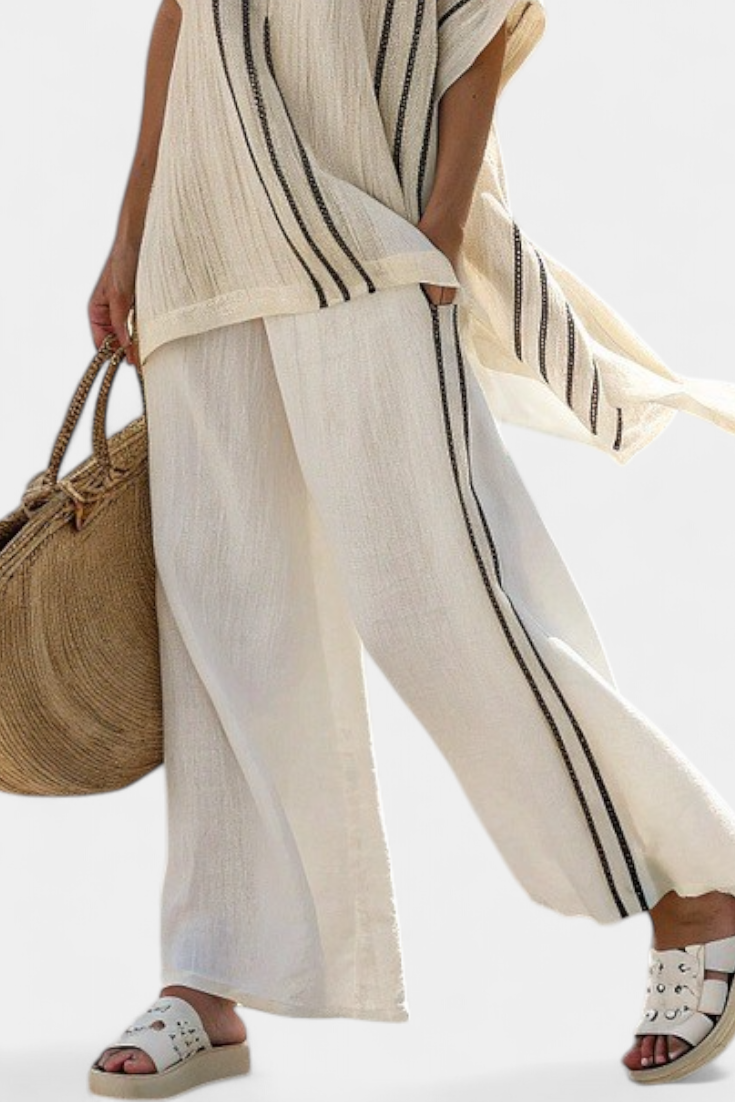 Raffa – Elegant Ivory Linen Blouse and Black Striped Pants