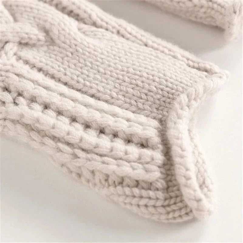 Celestina – Cable Knit Cashmere Turtleneck