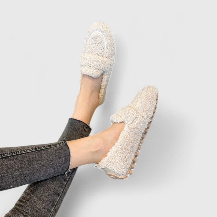 Samara - Cozy Slip-On Loafers