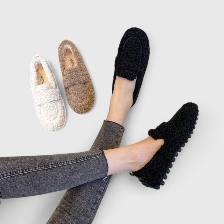 Samara - Cozy Slip-On Loafers