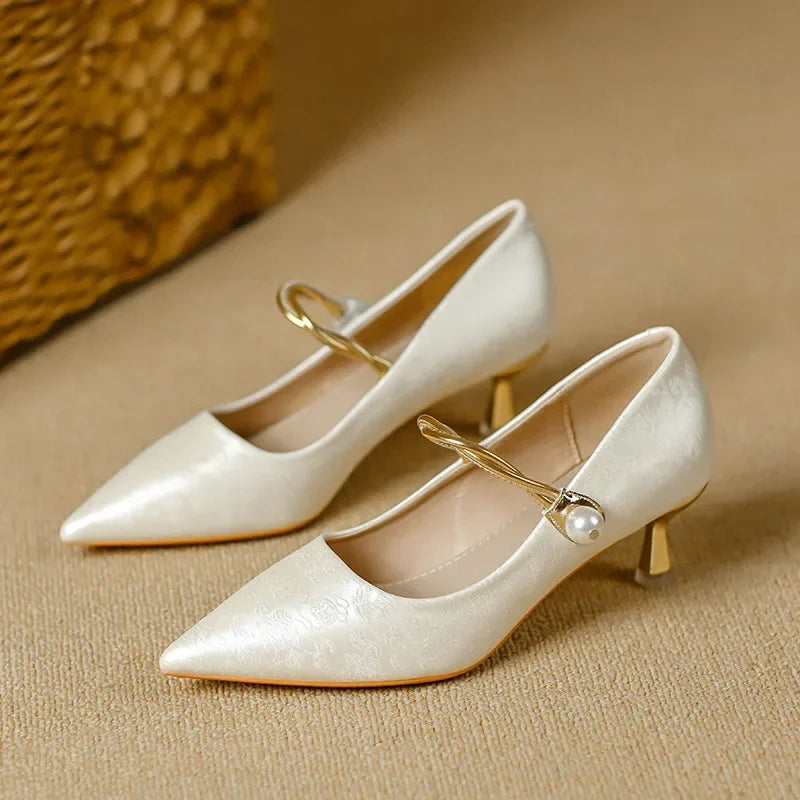 Karsyn - Vintage Pearl Kitten Heels