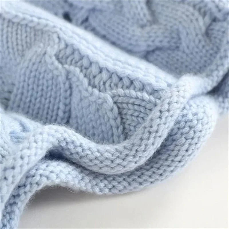Celestina – Cable Knit Cashmere Turtleneck