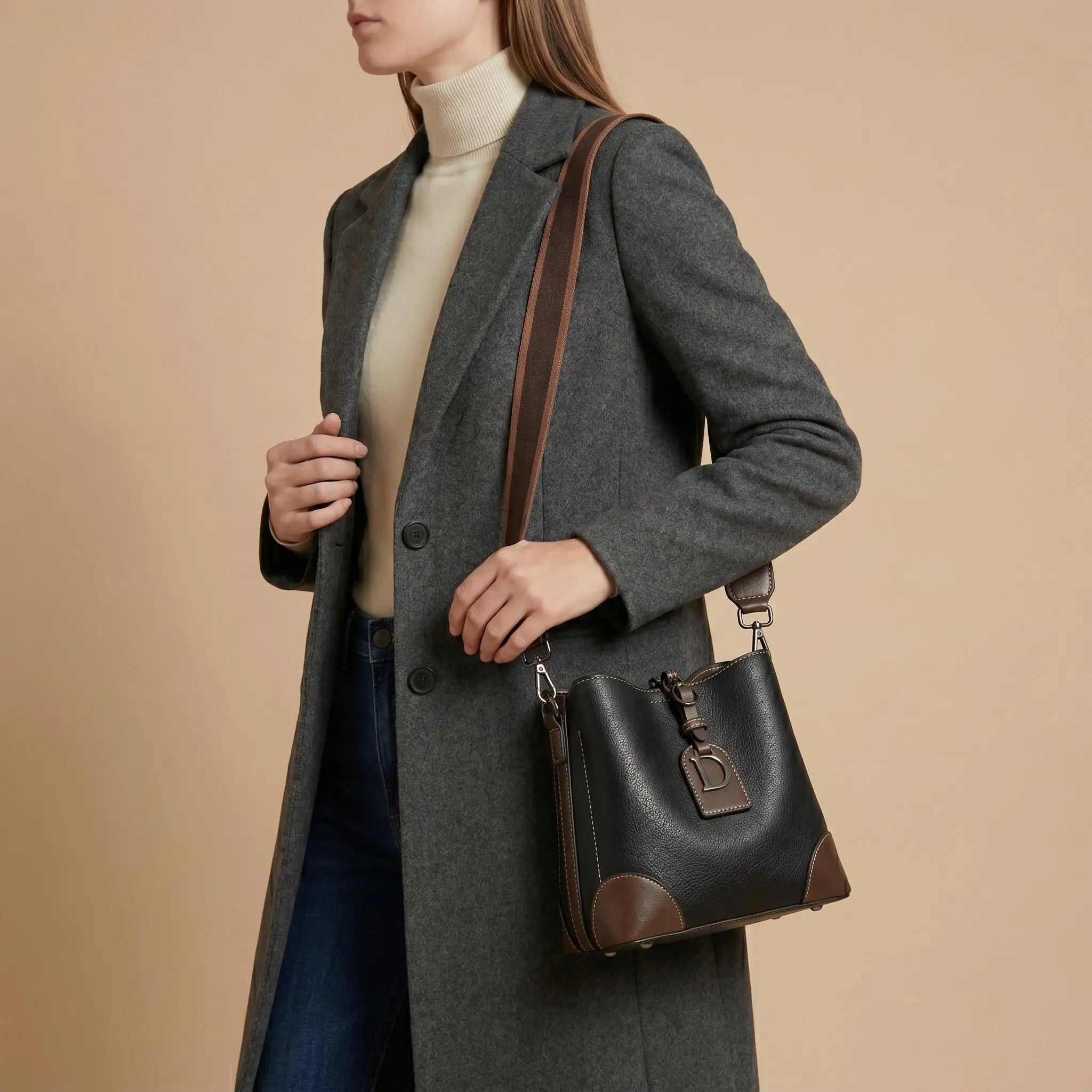 Dalia - Match One Outfit Handbag
