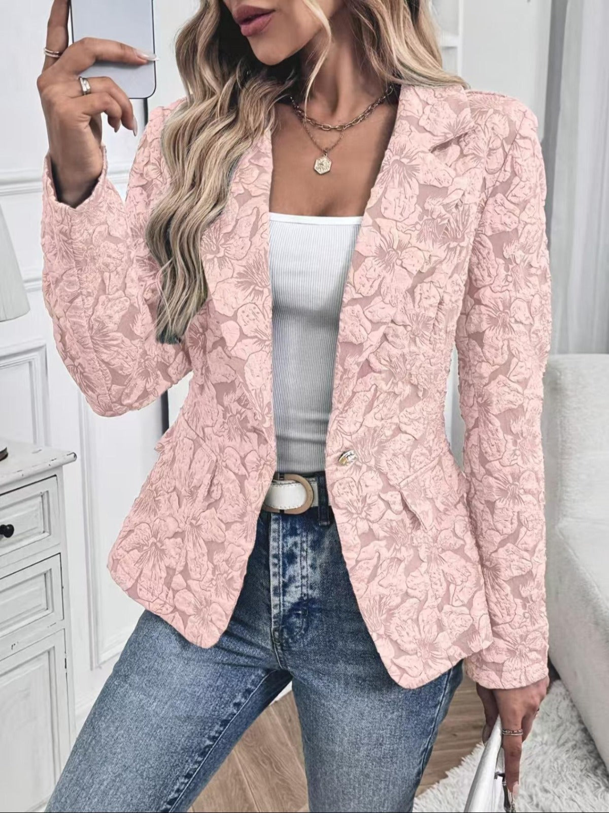 Brenda - Women’s Paisley Jacquard Fitted Blazer
